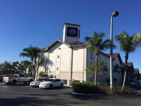 Intown Suites Extended Stay West Palm Beach Fl - Military Trail Rd Dış mekan fotoğraf